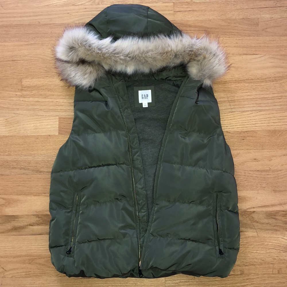 Gap Winter Puffer Vest